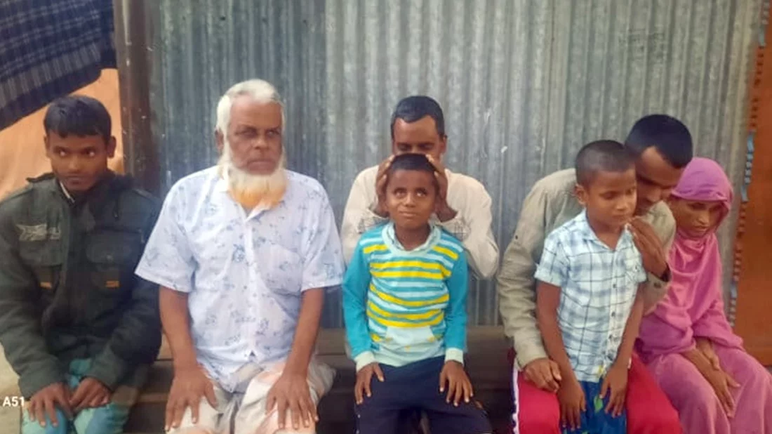 গান ছেড়ে ভিক্ষার নির্দেশ, ভয়ে রোজগার বন্ধ অন্ধ হেলালের